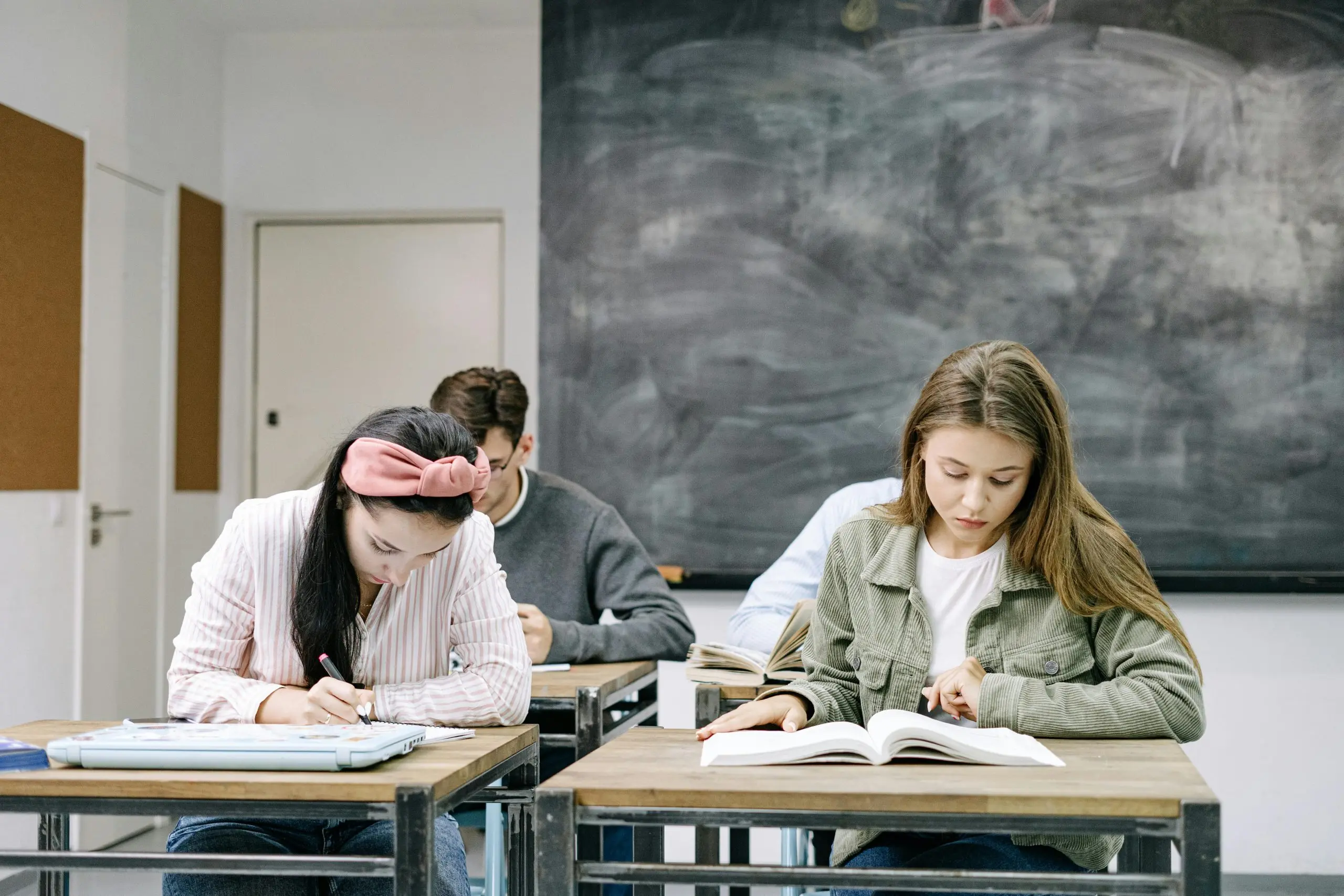 7 Essential Study Skills Techniques for High School Freshmen